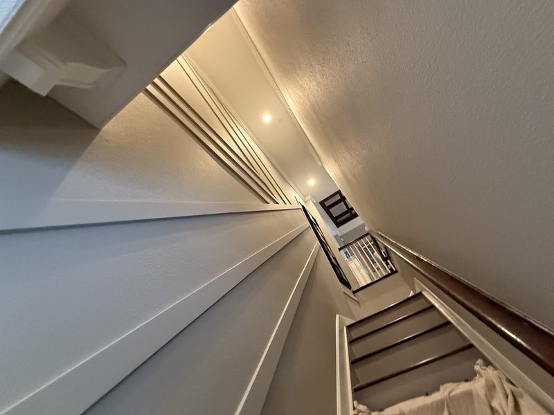 Another view of decorative wall molding and accent trim